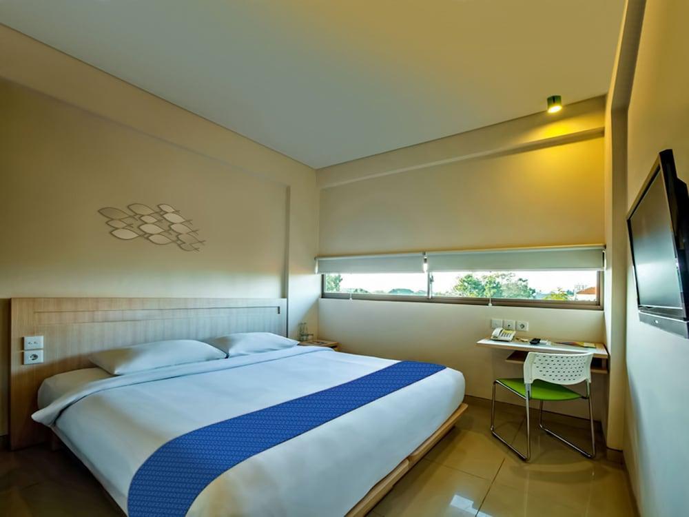 J Hotel Kuta Kuta Lombok Kültér fotó
