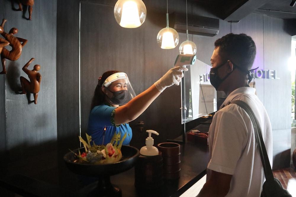 J Hotel Kuta Kuta Lombok Kültér fotó