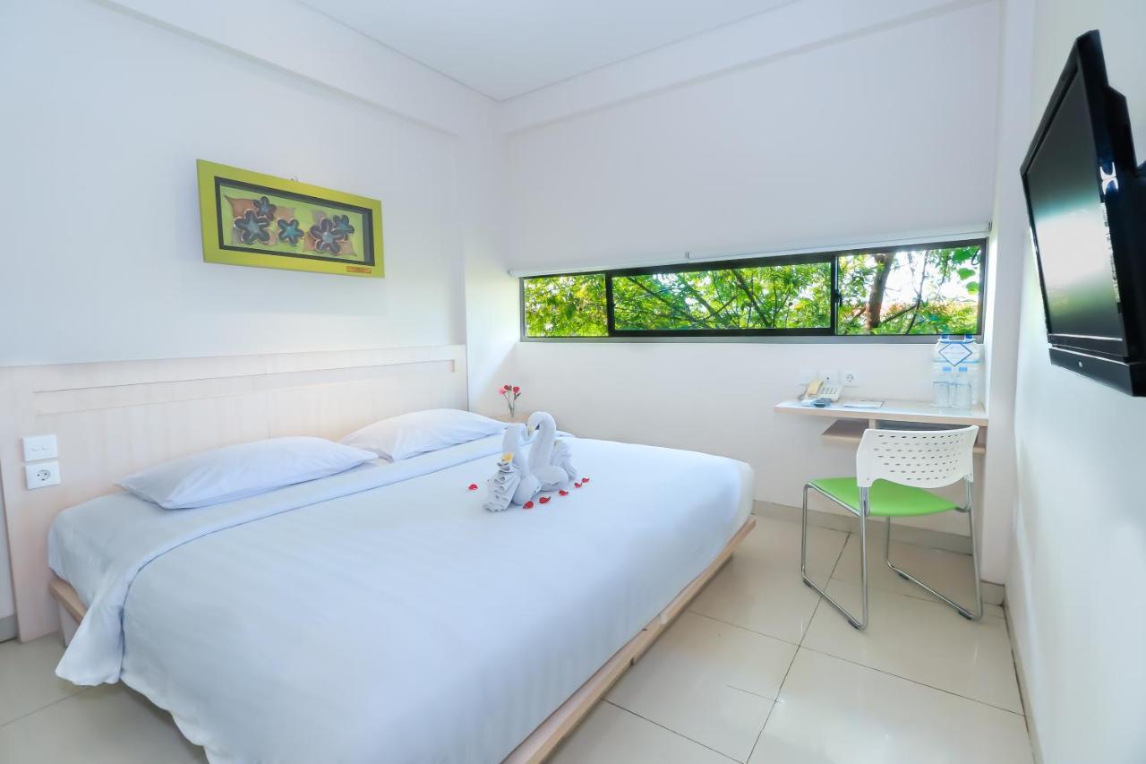 J Hotel Kuta Kuta Lombok Kültér fotó
