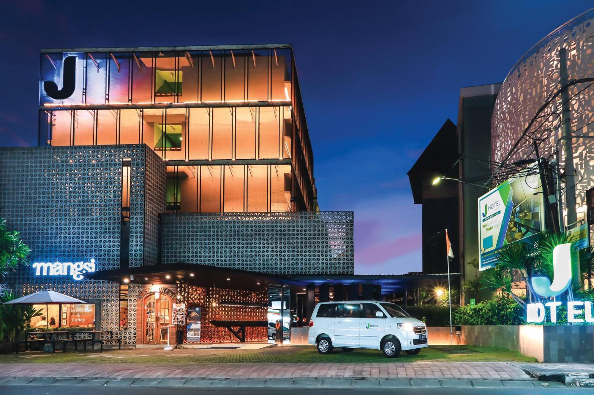 J Hotel Kuta Kuta Lombok Kültér fotó