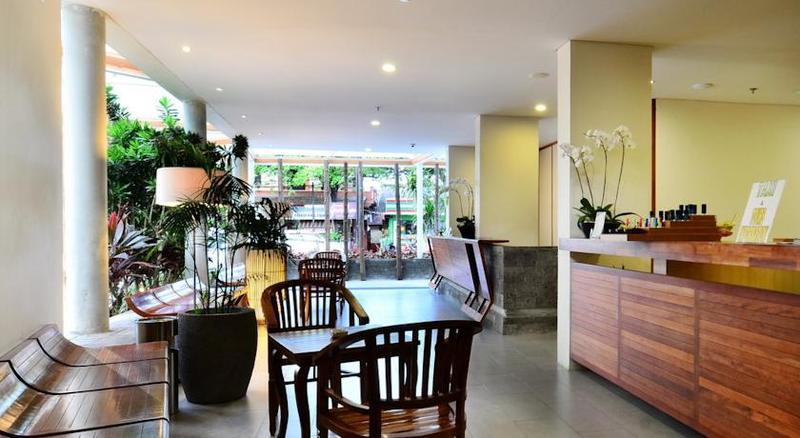 J Hotel Kuta Kuta Lombok Kültér fotó